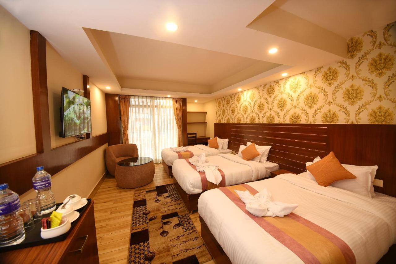 Hotel Simal Kathmandu Bagian luar foto