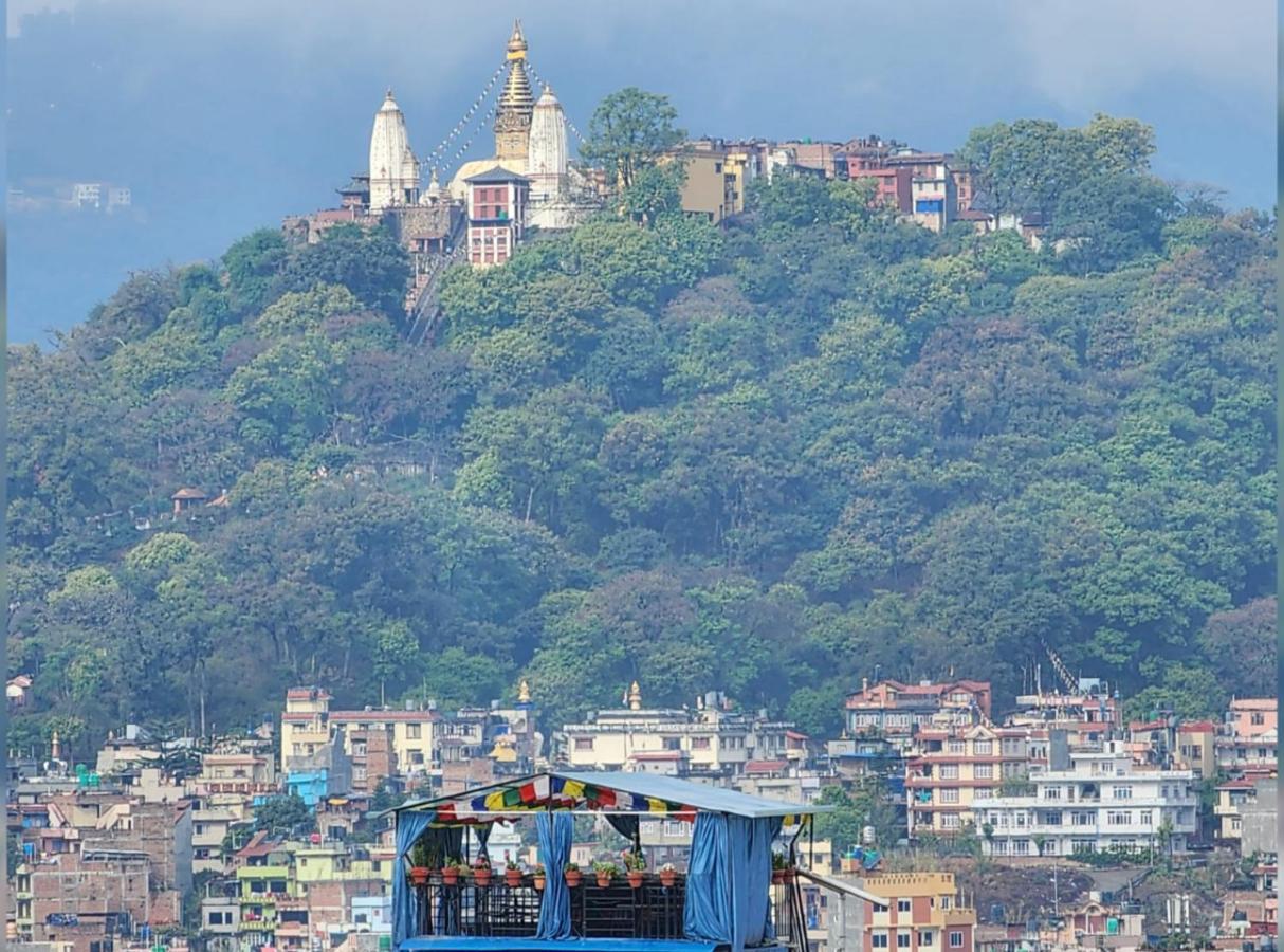 Hotel Simal Kathmandu Bagian luar foto