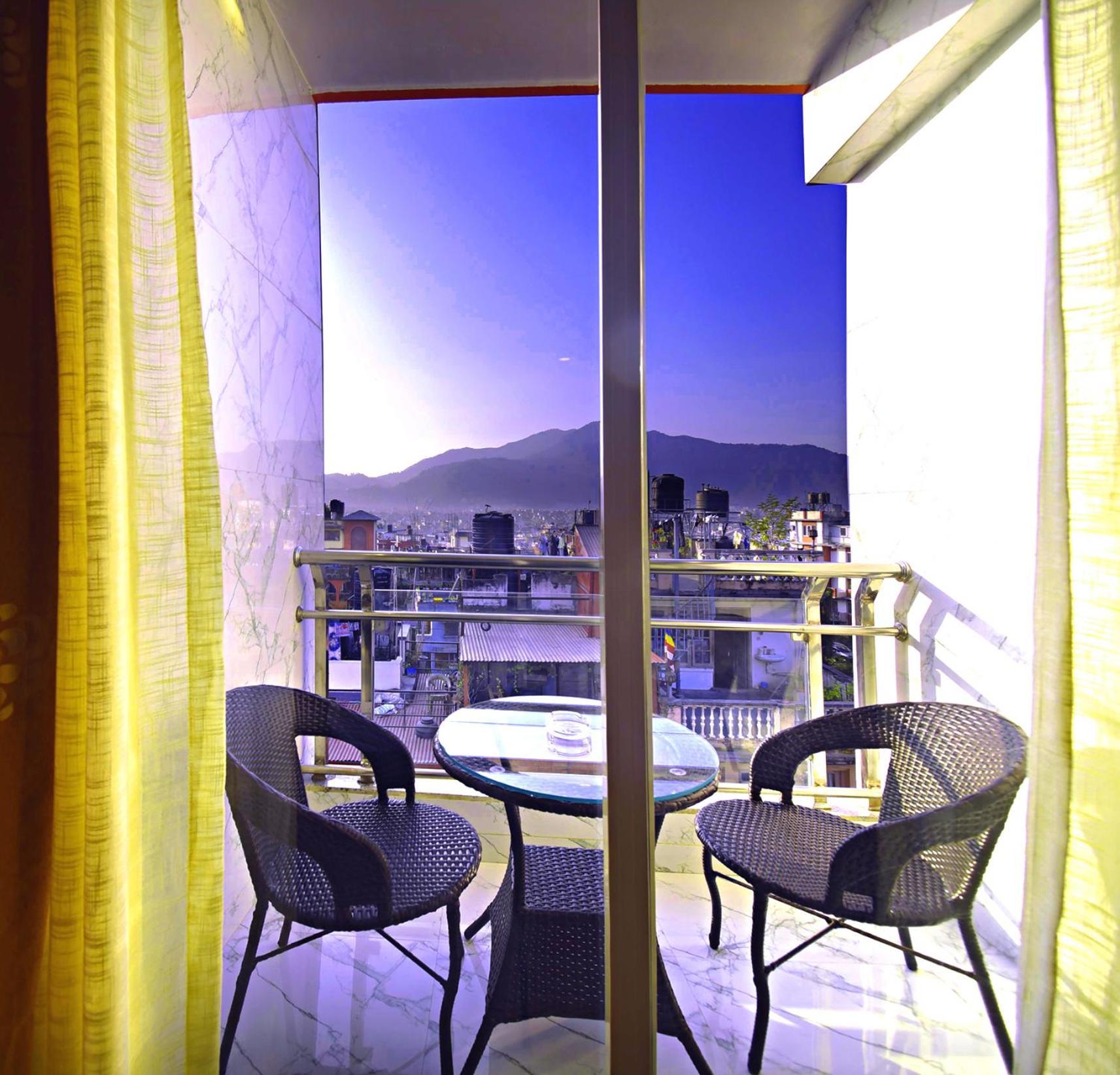 Hotel Simal Kathmandu Bagian luar foto