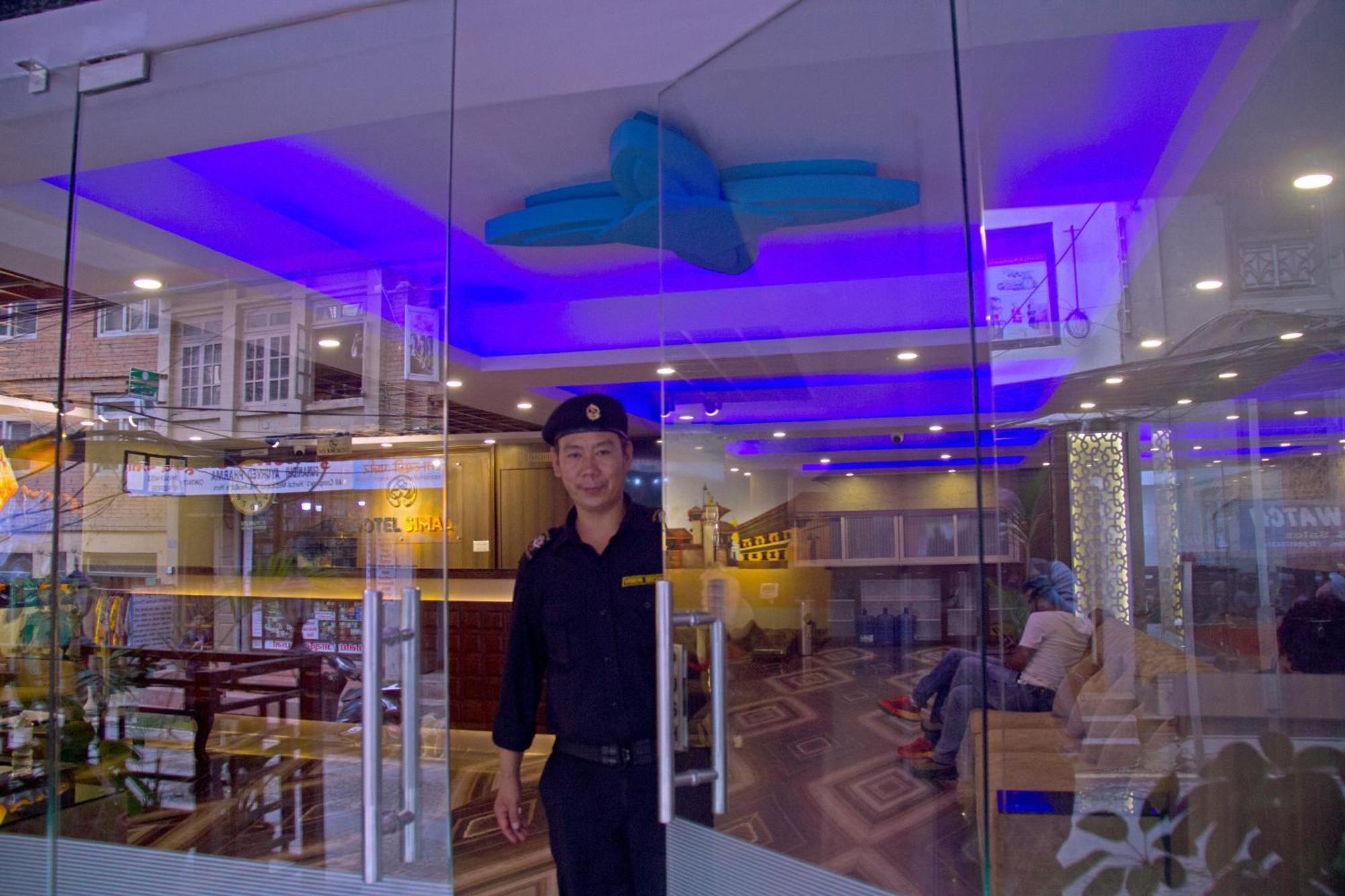 Hotel Simal Kathmandu Bagian luar foto