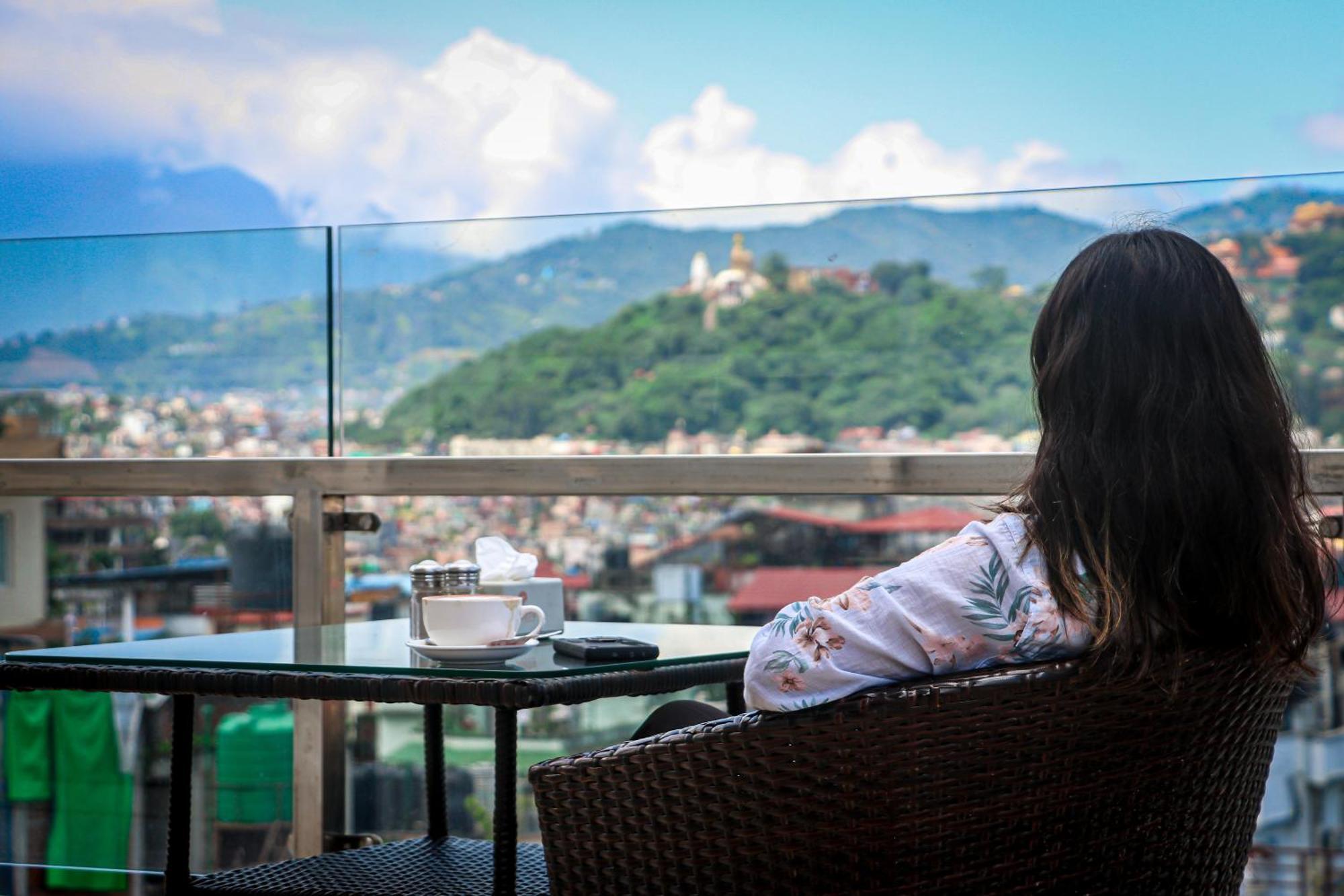Hotel Simal Kathmandu Bagian luar foto